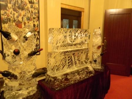 Ice sculpture