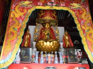close up in temple 1